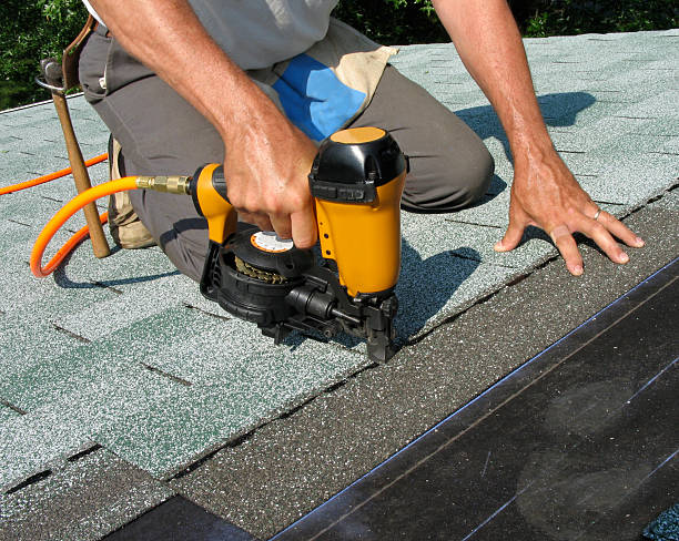 Roof Gutter Cleaning in Lake Arrowhead, CA